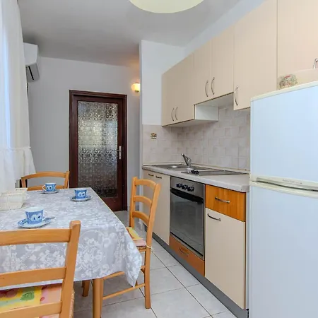 아파트 Kurta 2 By Interhome *